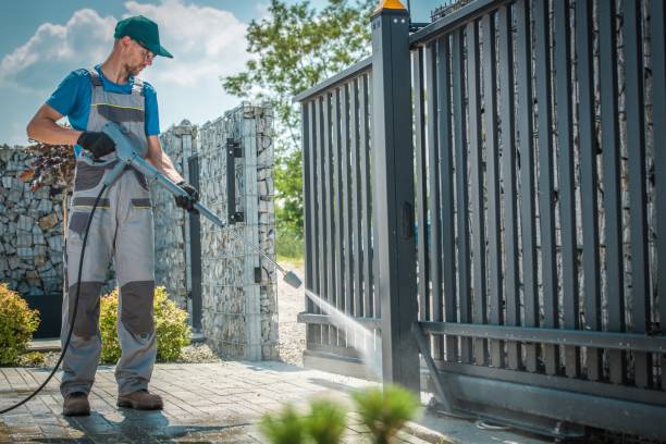 Best Sign and Awning Cleaning  in Wedgefield, FL